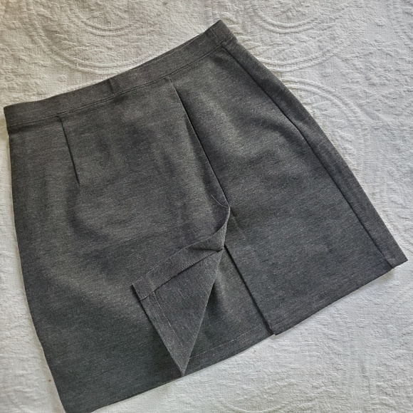 Express Mini Skirt, Heather Gray - Picture 2 of 3